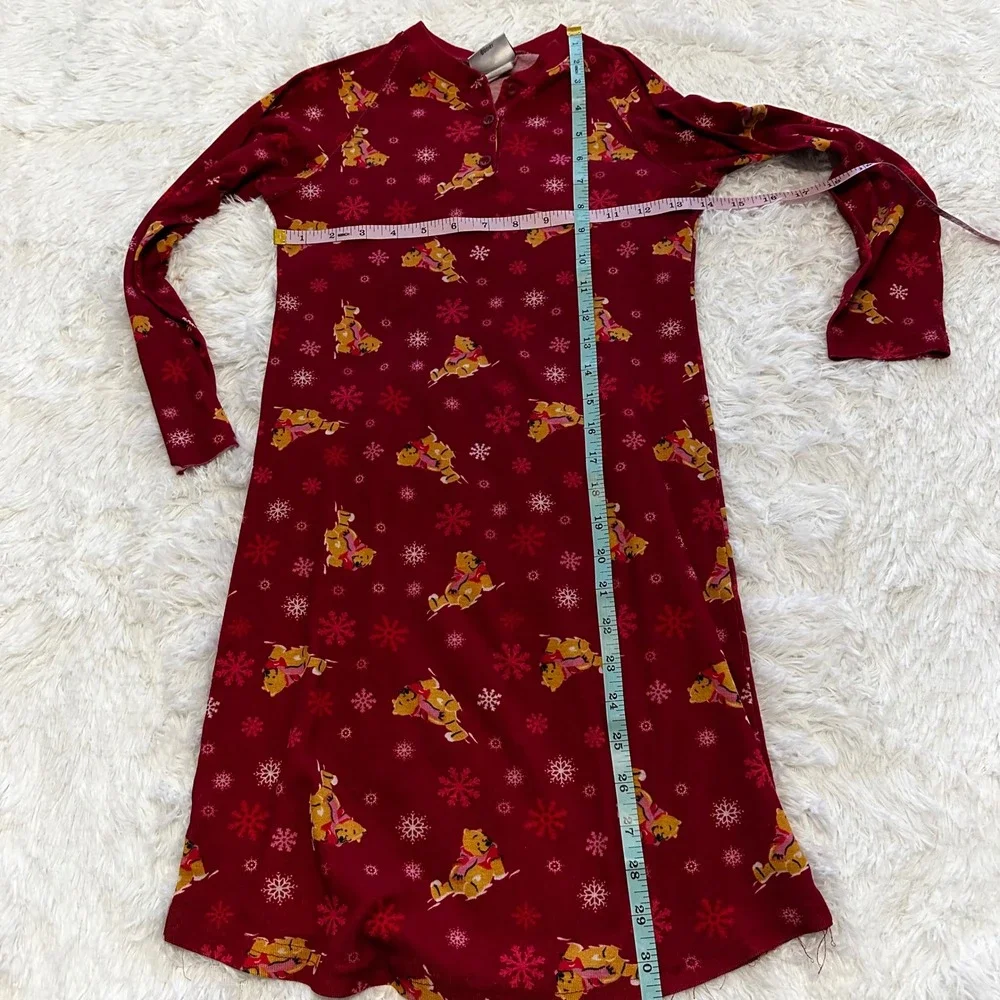 Disney Store Winnie the Pooh Sleepshirt Nightgown Red‎ Snowflake Kids Medium VTG
